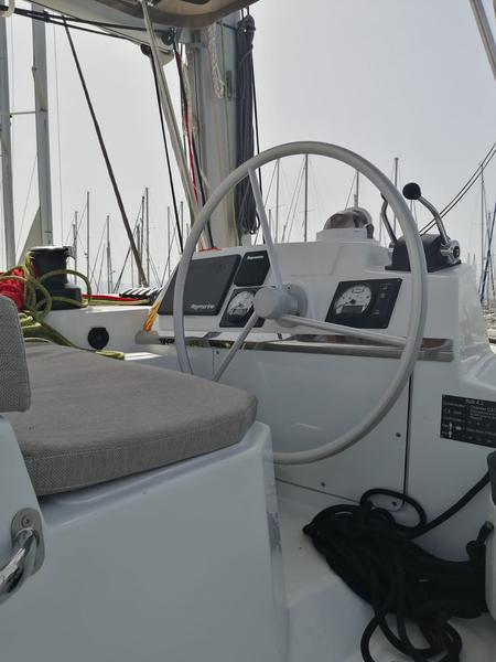 Book yachts online - catamaran - Bali 4.2 - Arveskida II - rent