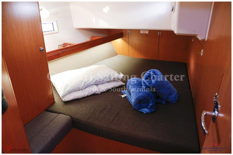 Book yachts online - sailboat - Bavaria Cruiser 46 - Tuerredda - rent