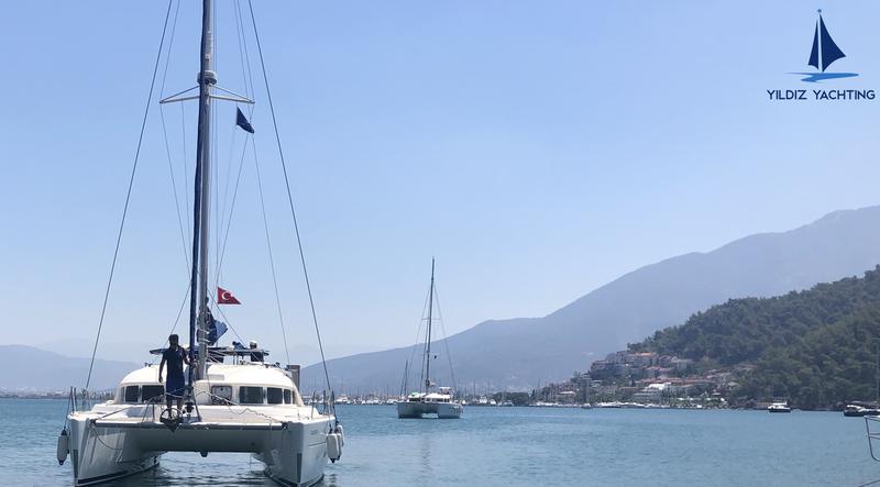Book yachts online - catamaran - Lagoon 380 S2 - Gallifrey - rent