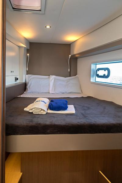 Book yachts online - catamaran - Bali 4.2 - KOS 42.2 - rent