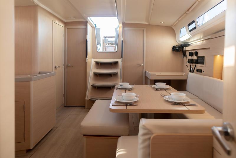 Book yachts online - sailboat - Oceanis 40.1 - KOS 40.8 - rent