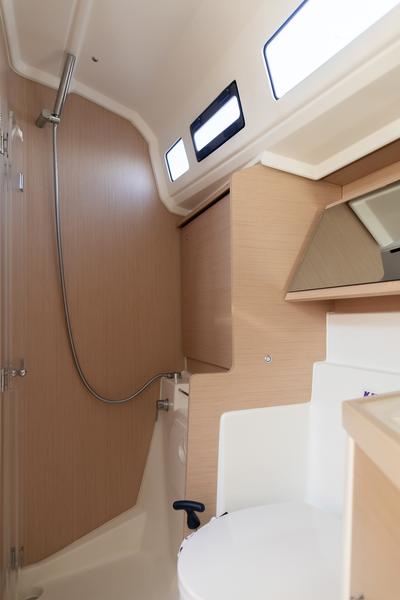 Book yachts online - sailboat - Oceanis 40.1 - KOS 40.9 - rent