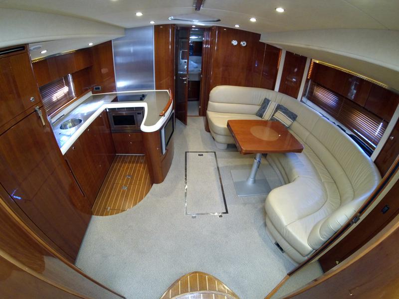Book yachts online - motorboat - Fairline Targa 52 GT - KATRIN - rent