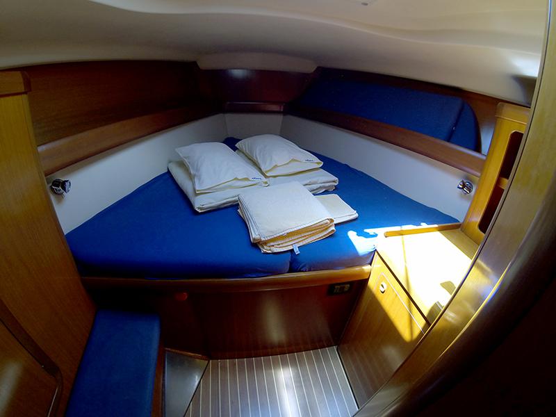 Book yachts online - sailboat - Grand Soleil 46.3 - Anatela - rent