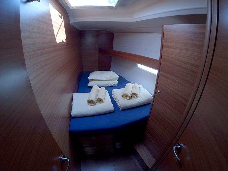 Book yachts online - sailboat - Dufour 460 - Get Lucky - rent