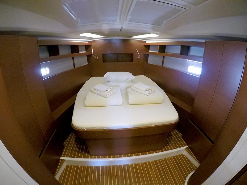 Book yachts online - sailboat - Hanse 458 - Summer wind - rent