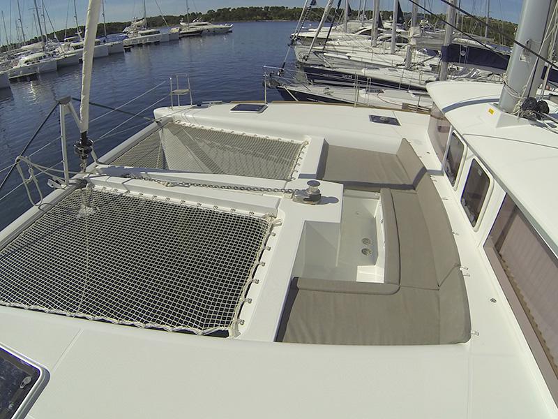Book yachts online - catamaran - Lagoon 450 - Marčelina - rent