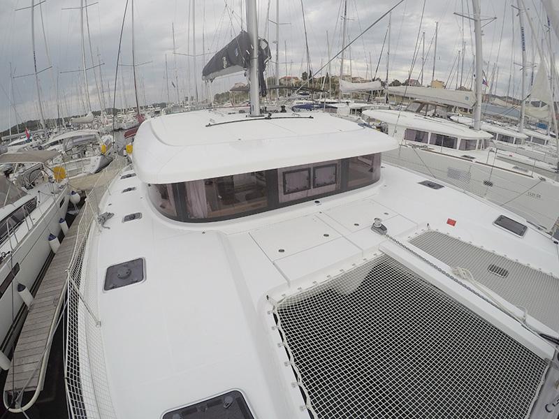Book yachts online - catamaran - Lagoon 42 - Aymeline - rent