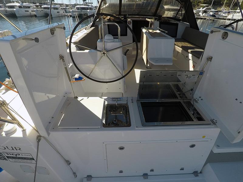 Book yachts online - sailboat - Dufour 460 - Petra - rent