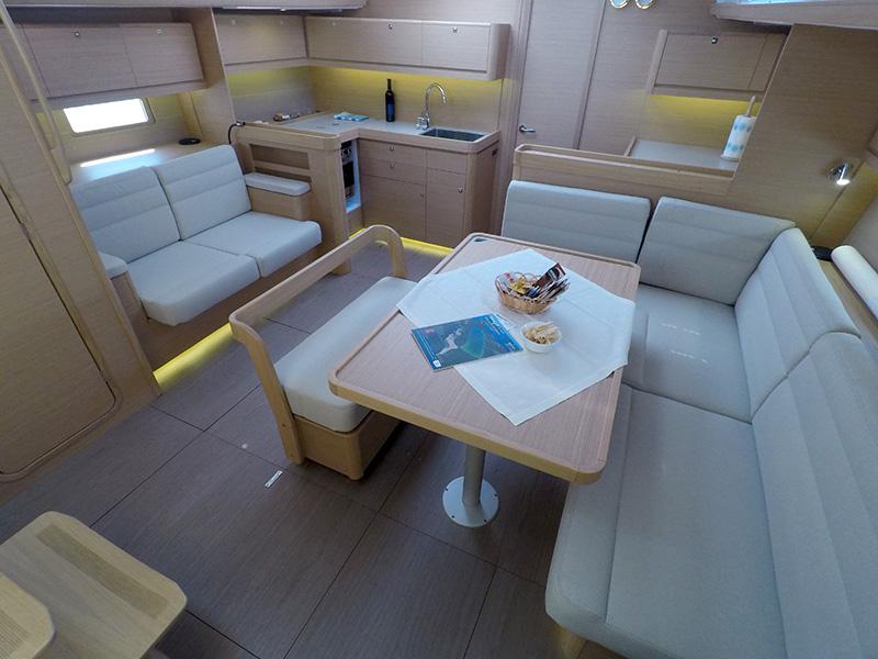 Book yachts online - sailboat - Dufour 460 GL 3 cab - Avalon II - rent