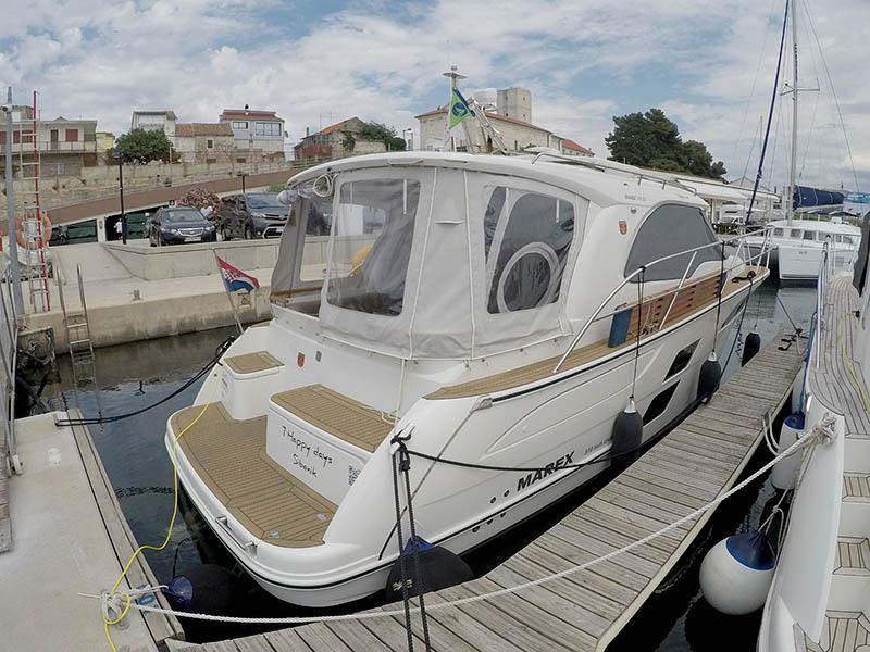 Book yachts online - motorboat - Marex 310 Sun Cruiser - 7 Happy Days - rent