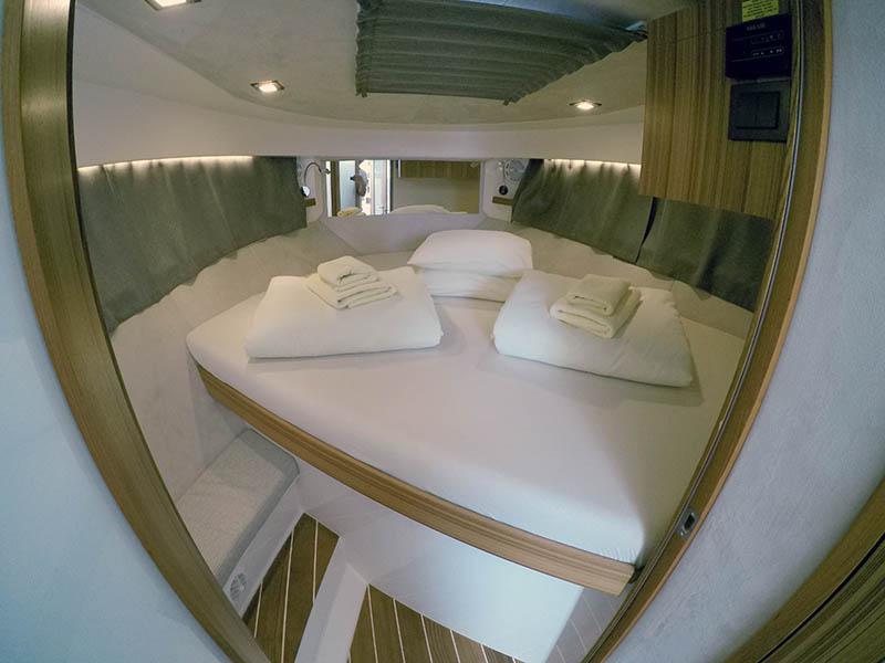 Book yachts online - motorboat - Marex 310 Sun Cruiser - 7 Happy Days - rent