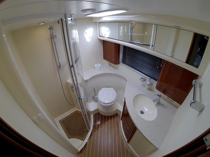 Book yachts online - motorboat - Fairline Phantom 50 - Luna IV - rent