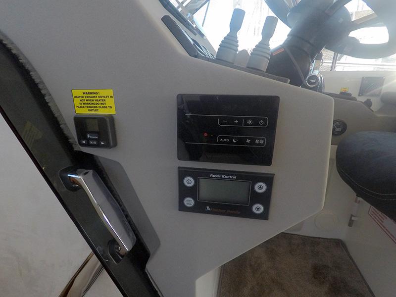 Book yachts online - motorboat - Marex 375 - North star - rent