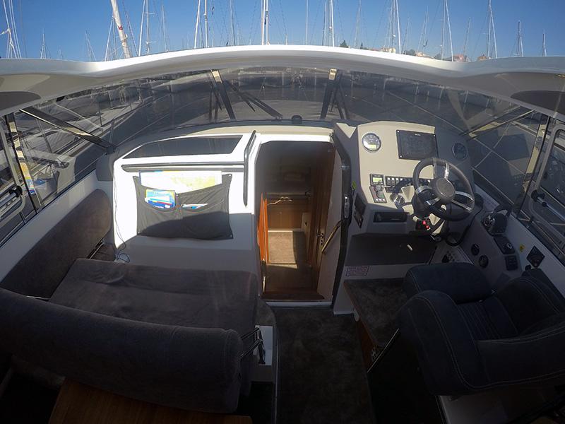 Book yachts online - motorboat - Marex 375 - North star - rent