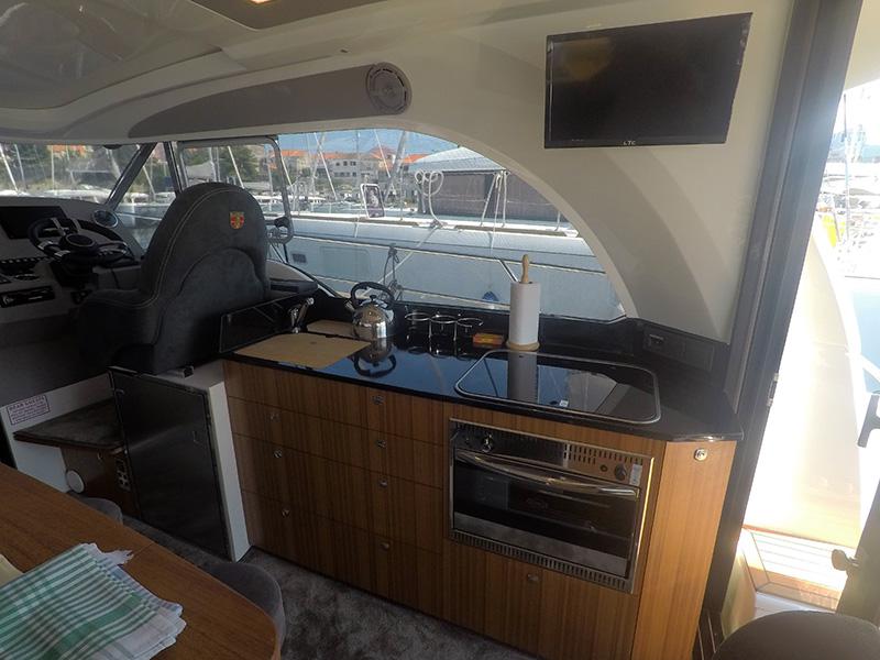 Book yachts online - motorboat - Marex 375 - North star - rent