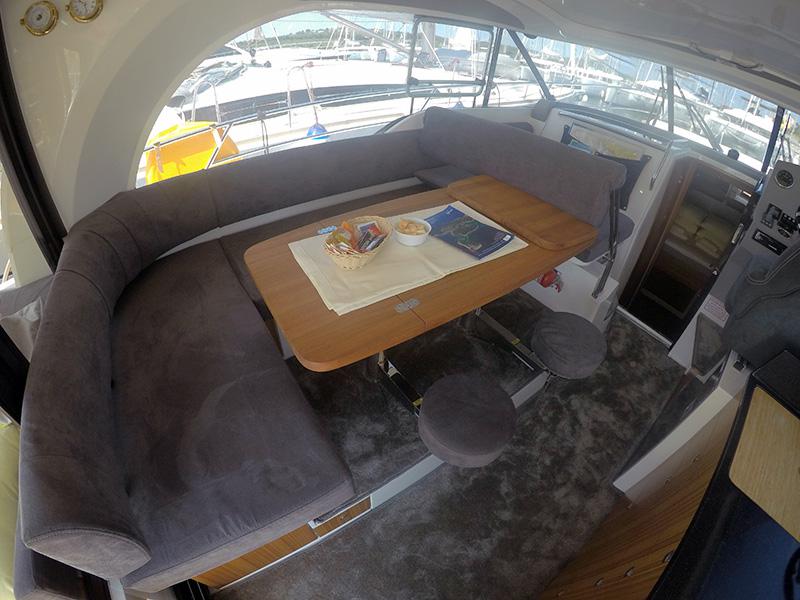 Book yachts online - motorboat - Marex 375 - North star - rent