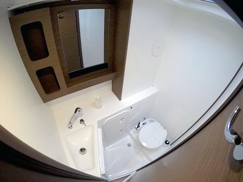 Book yachts online - catamaran - Lagoon 42 - Albion - rent