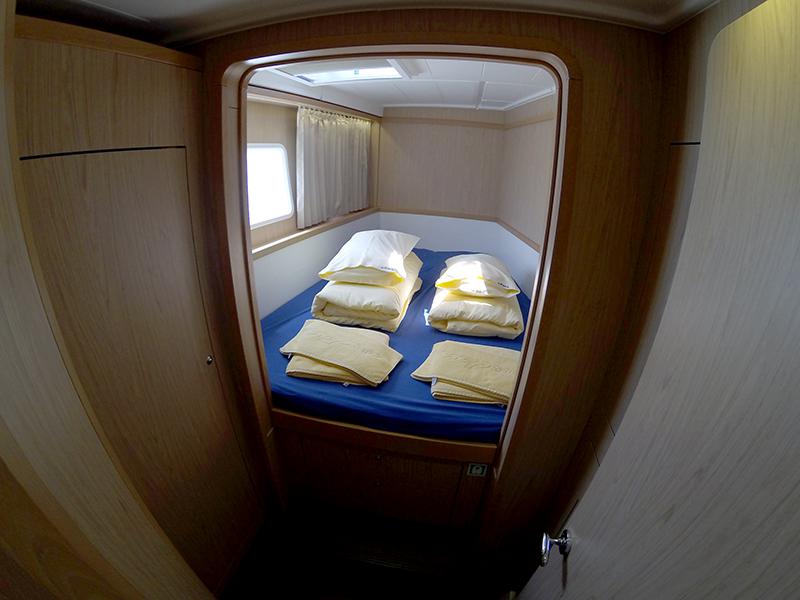 Book yachts online - catamaran - Lagoon 39 2016 - Bob Cat - rent