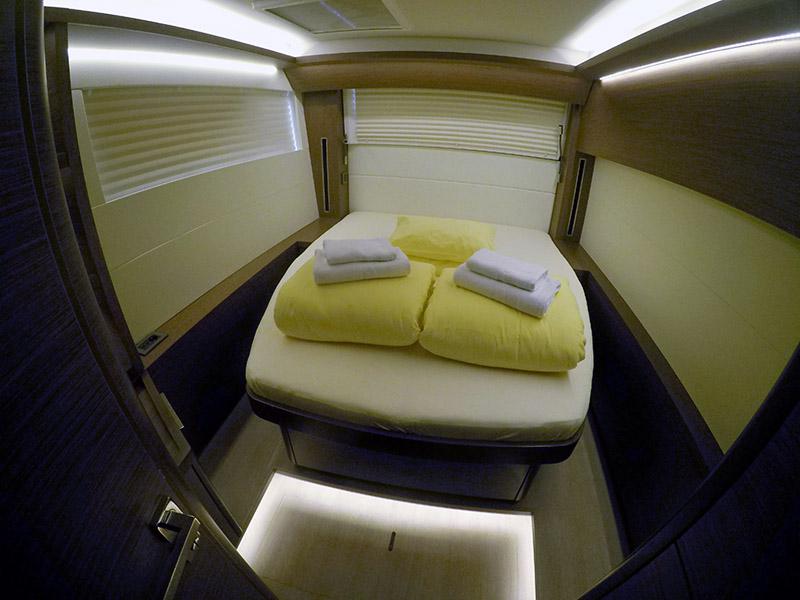 Book yachts online - catamaran - Lagoon 50 - Zuzo 1ST - rent