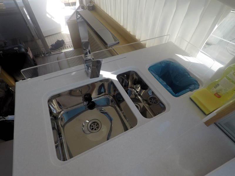 Book yachts online - motorboat - Galeon 430 Skydeck - Il Sogno III - rent