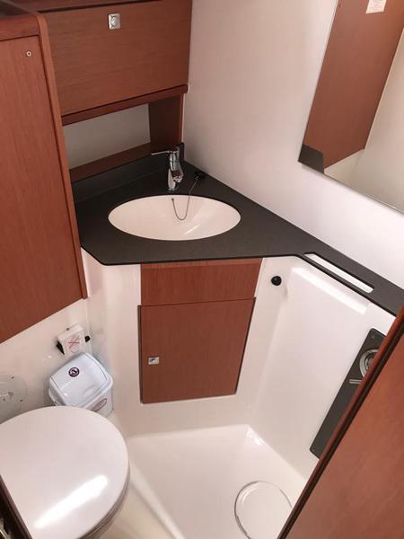 Book yachts online - sailboat - Bavaria 46 Cruiser - BAVARIA 46 CRUISER (2020) - MYK - rent