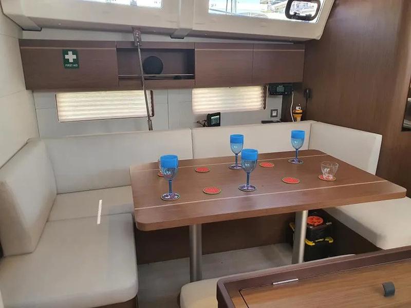 Book yachts online - sailboat - Oceanis 46.1 - OCEANIS 46.1 (2021) - VOL - rent
