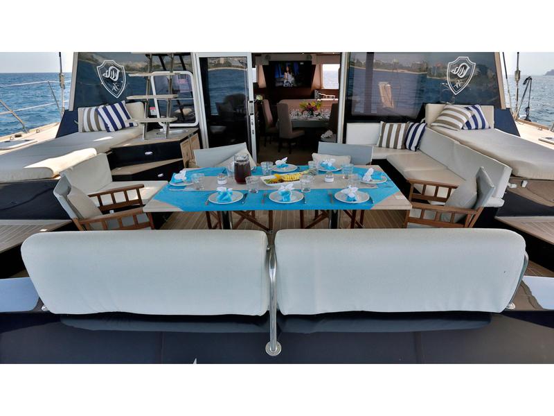 Book yachts online - catamaran - Sunreef 62 - ANASSA - rent