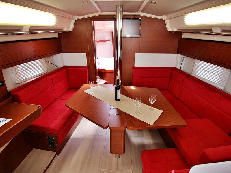 Book yachts online - sailboat - HANSE 418 BT - EVA - rent