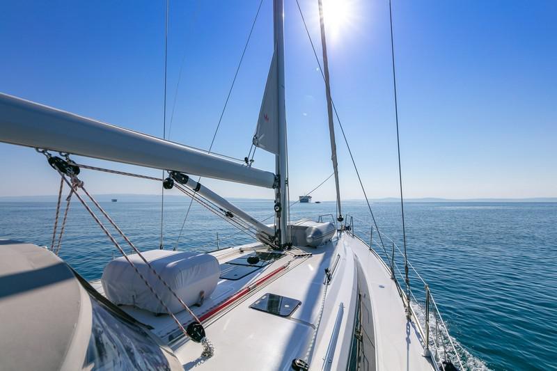 Book yachts online - sailboat - Bavaria Cruiser 46 - JOSIP - rent