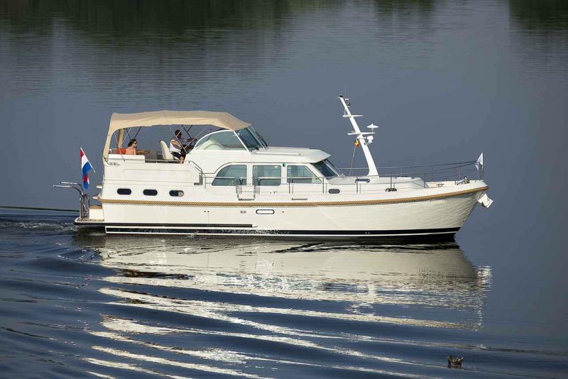 Book yachts online - motorboat - Linssen Grand Sturdy 40.0 AC - Hanouna - rent