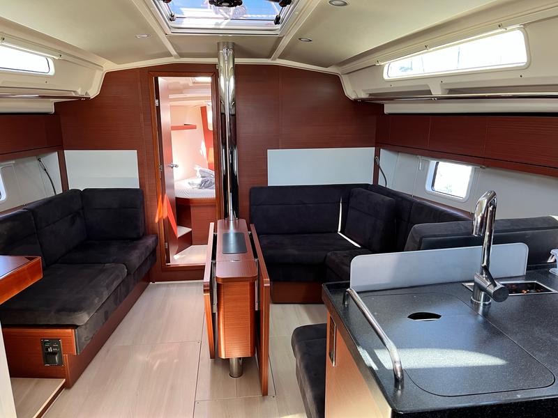 Book yachts online - sailboat - Hanse 418 - Shrimp - rent