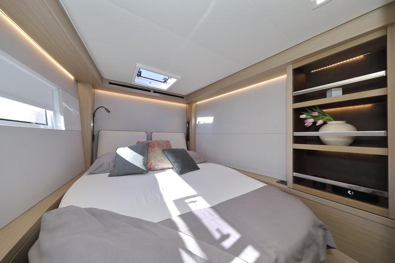 Book yachts online - catamaran - Lagoon 51 - owner version - SERENDIPITY - rent