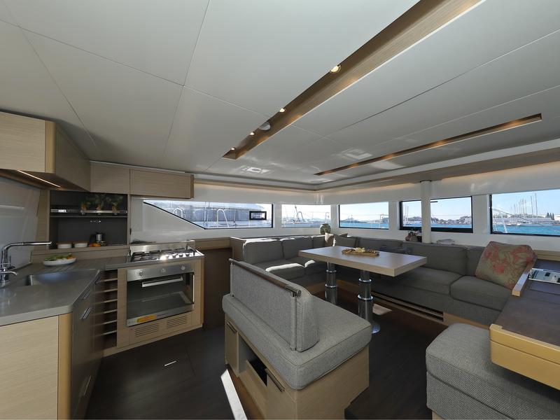 Book yachts online - catamaran - Lagoon 51 - owner version - SERENDIPITY - rent