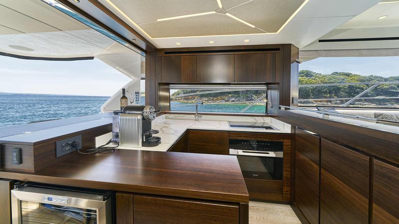 Book yachts online - motorboat - Sunseeker Manhattan 55 (2022) - Apolo - rent