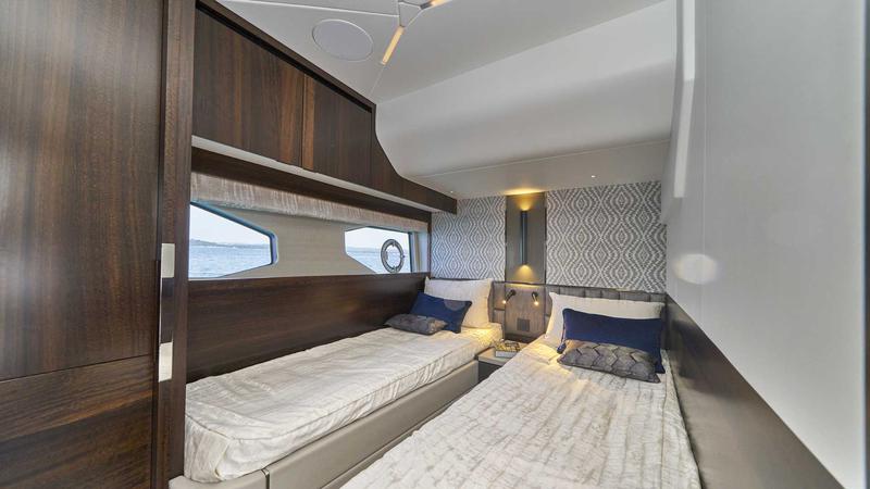 Book yachts online - motorboat - Sunseeker Manhattan 55 (2022) - Apolo - rent