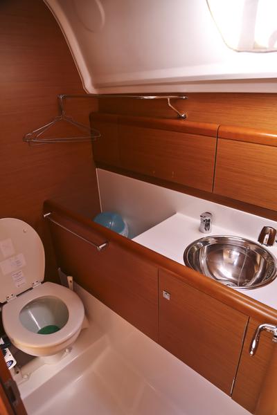 Book yachts online - sailboat - Sun Odyssey 33i - Galateia - rent
