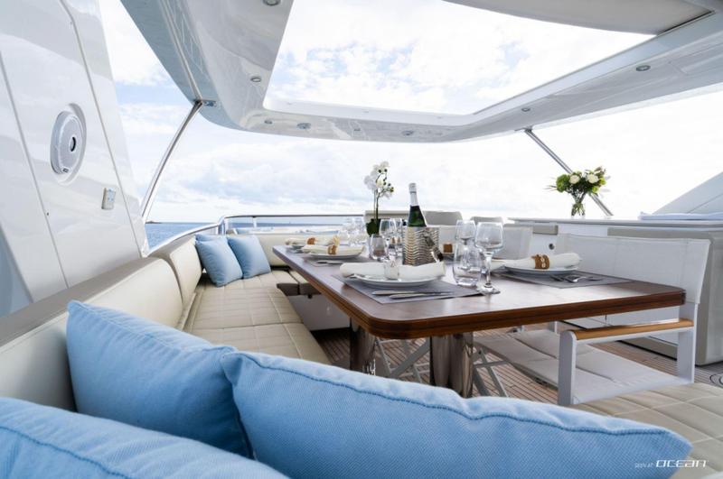 Book yachts online - motorboat - Azimut 72 Fly - Mineira - rent