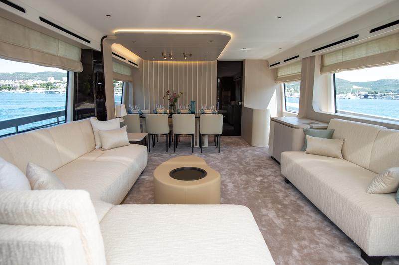 Book yachts online - motorboat - Azimut 78 Fly - PREWI - rent