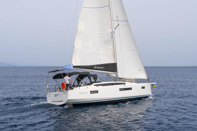Book yachts online - sailboat - Sun Odyssey 410 - GEVA X - rent