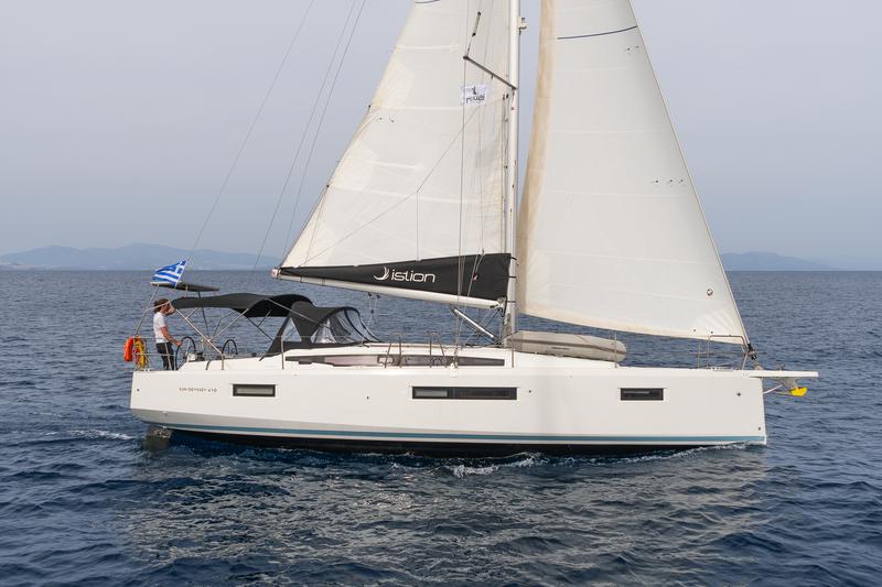 Book yachts online - sailboat - Sun Odyssey 410 - GEVA X - rent