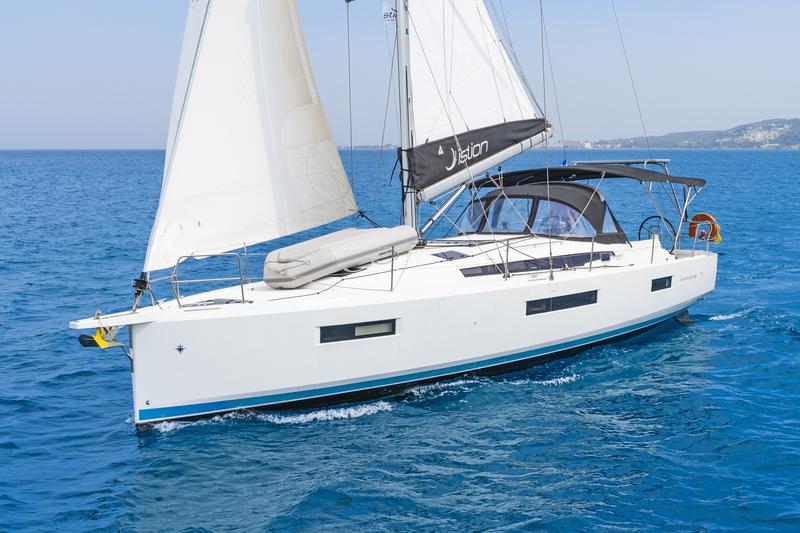 Book yachts online - sailboat - Sun Odyssey 440 - LEFKIPPI  - rent