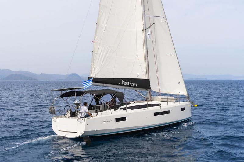 Book yachts online - sailboat - Sun Odyssey 410 - AELLA - rent