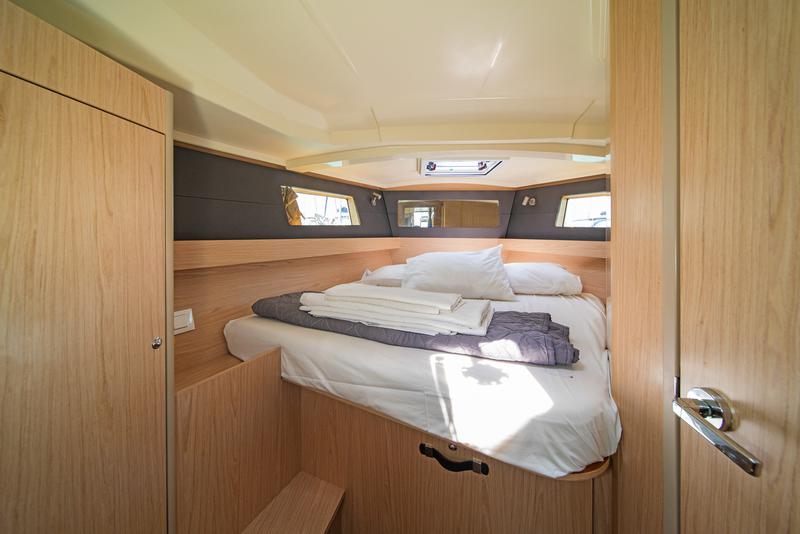 Book yachts online - sailboat - Oceanis 41.1 - LUX - rent