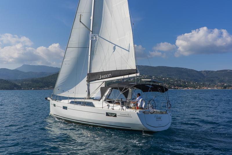 Book yachts online - sailboat - Oceanis 41.1 - ELENA - rent