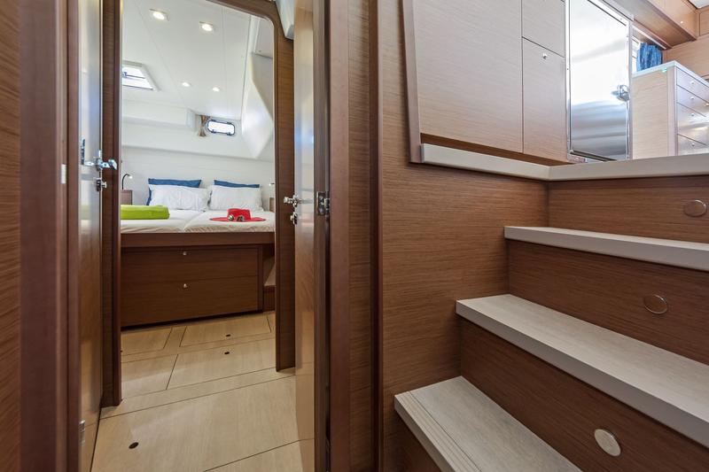 Book yachts online - catamaran - Lagoon 450  Fly A/C &amp; GEN (4 wc) - ALEX JR. - rent