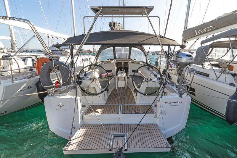 Book yachts online - sailboat - Sun Odyssey 349 - AGIOS NIKOLAOS - rent