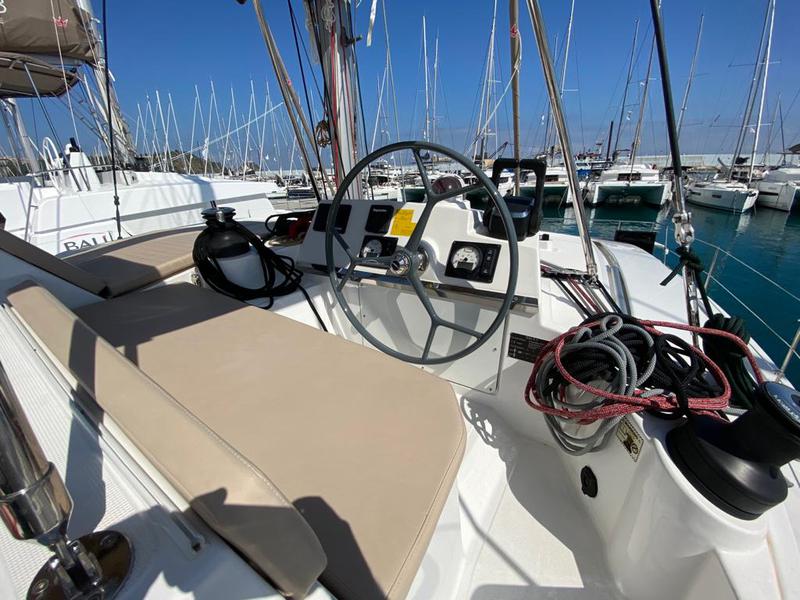 Book yachts online - catamaran - Bali 4.1 - no name - rent