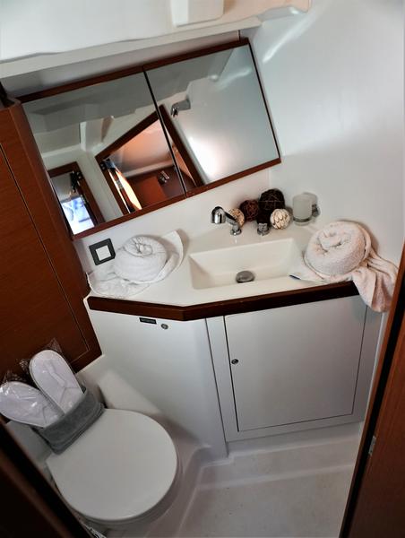 Book yachts online - sailboat - Oceanis 46.1 - Blue Satellite - rent