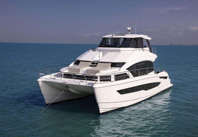 Book yachts online - powercatamaran - Aquila 54 - Explorion - rent
